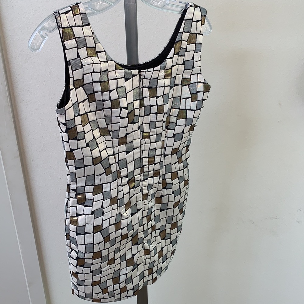 EUC 213 by Michelle Kim sheath dress small